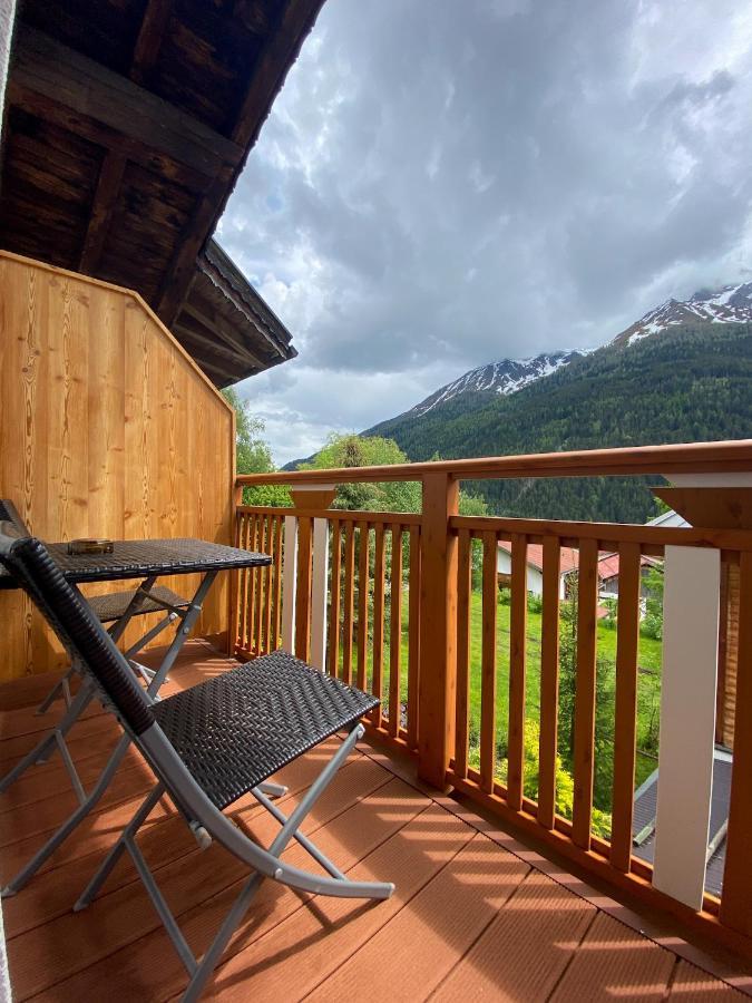 Haus Talblick Hotel Pettneu am Arlberg Exterior photo